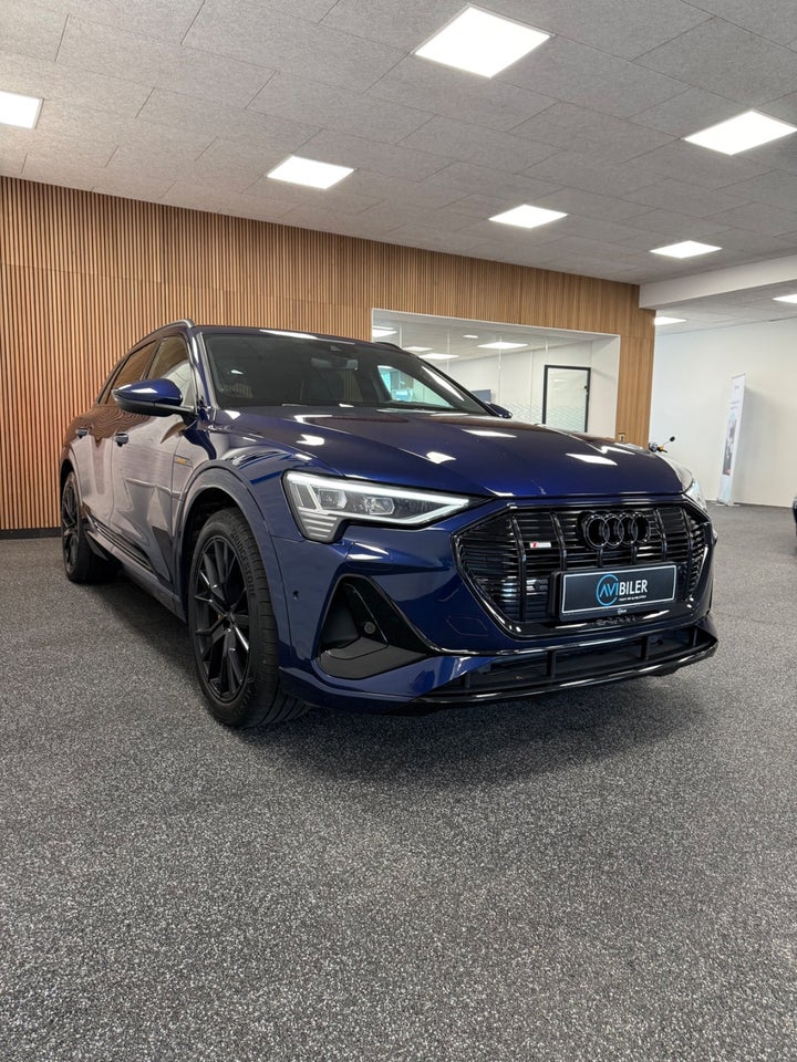 Audi e-tron 55 S-line quattro 5d
