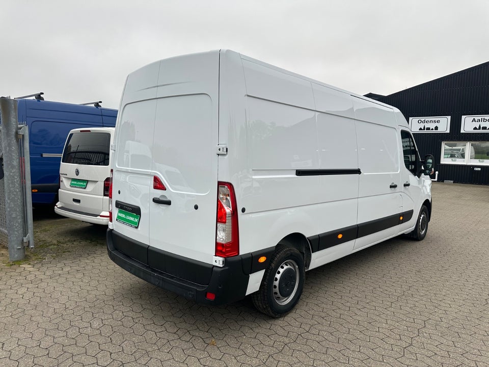 Renault Master IV T35 2,3 dCi 150 L3H2 Kassevogn