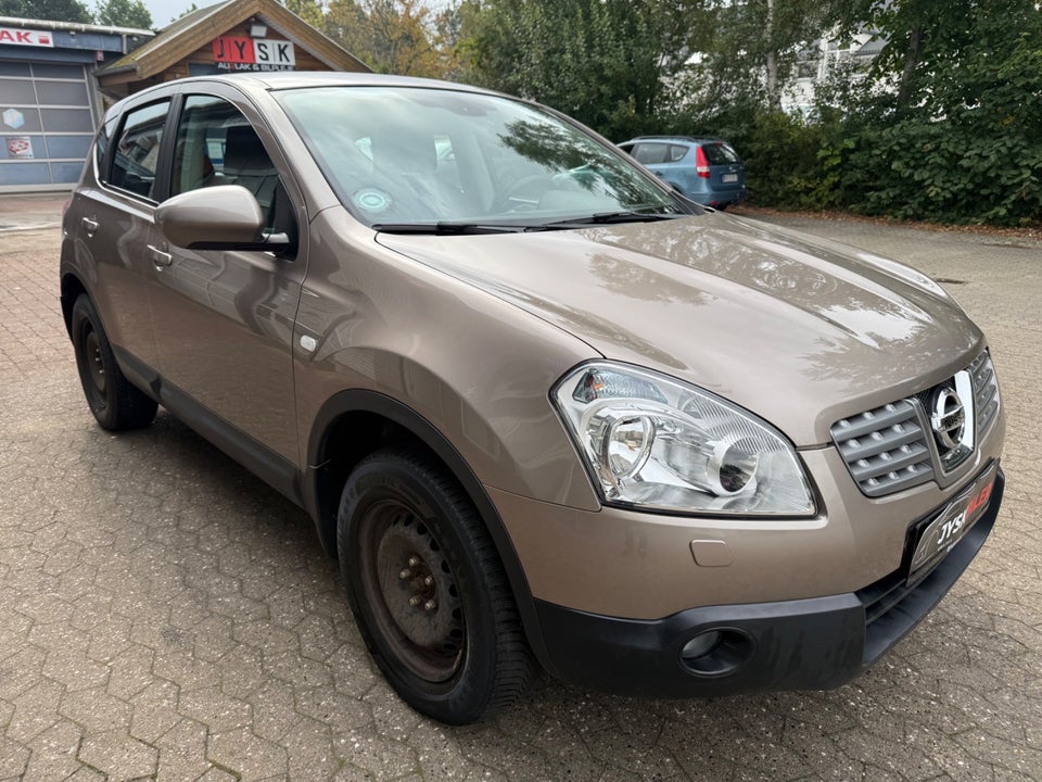 Nissan Qashqai 1,6 Tekna 5d