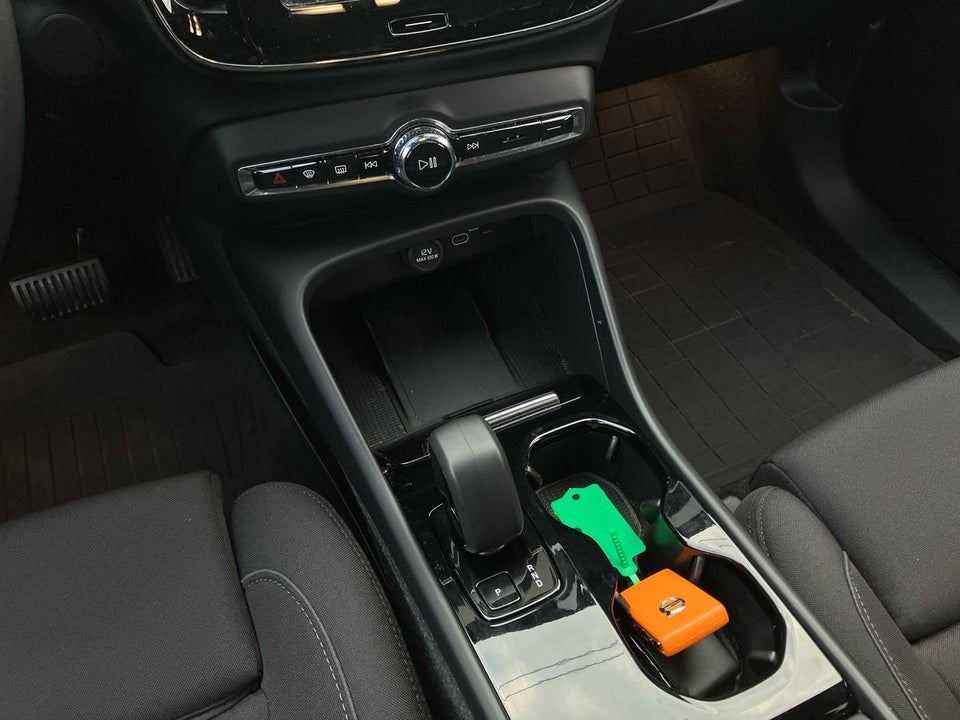 Volvo XC40 P6 ReCharge Plus 5d