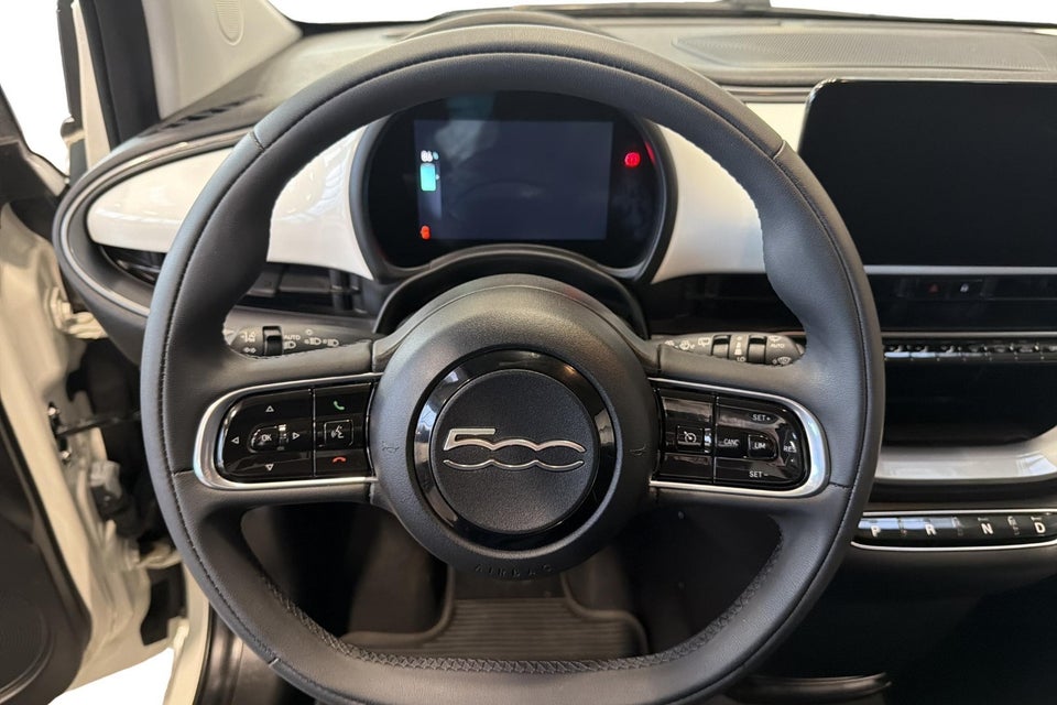Fiat 500e 24 Action 3d