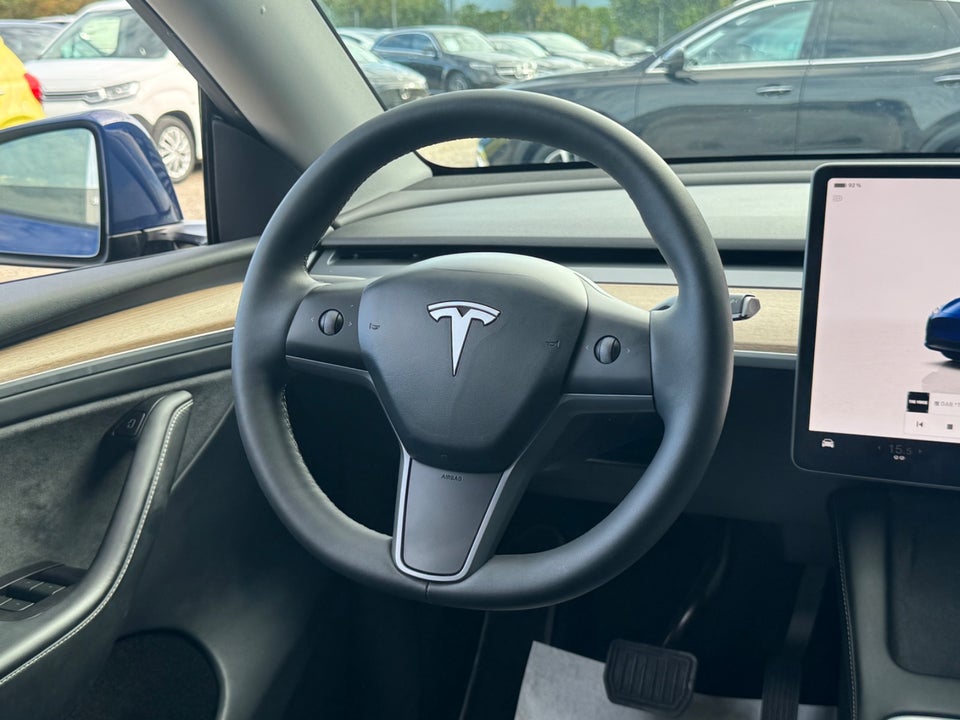Tesla Model Y Long Range RWD 5d