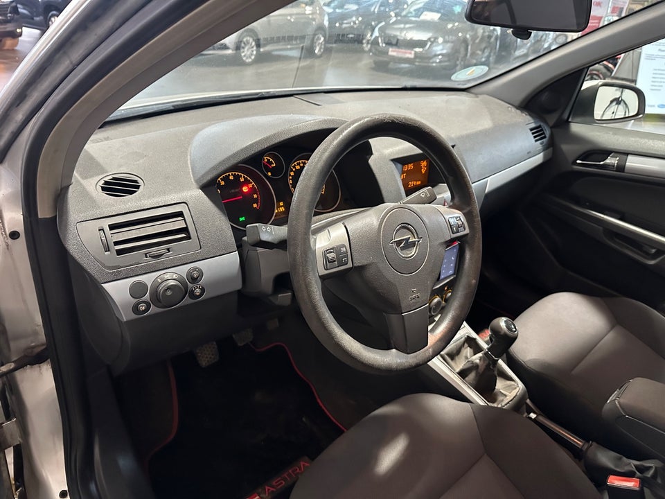 Opel Astra 1,6 16V Limited 5d