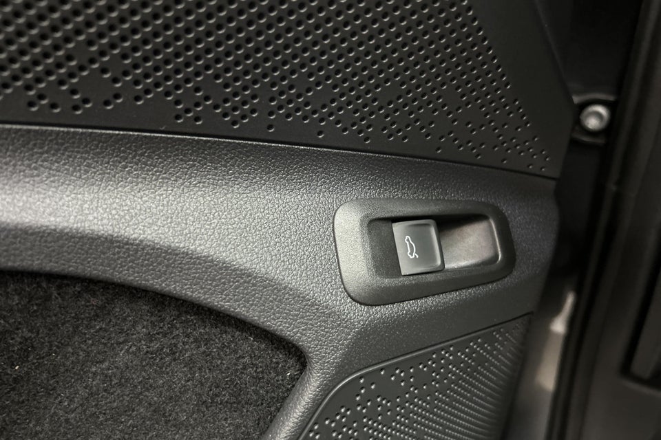 Skoda Enyaq 80 iV Plus ecoSuite 5d