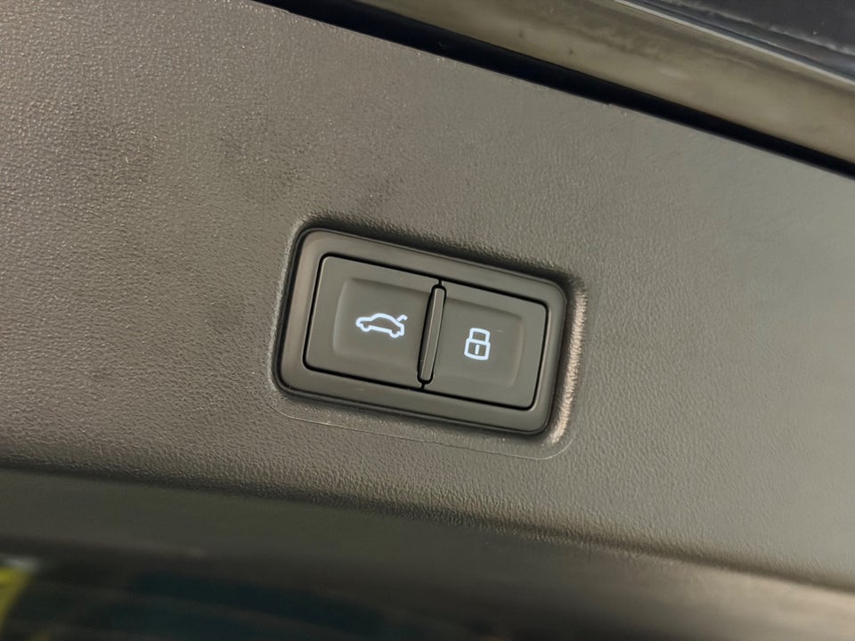 Audi Q4 e-tron 40 Advanced Sportback 5d