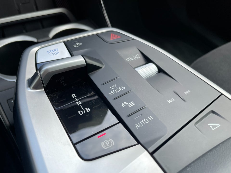 BMW iX1 eDrive20 M-Sport 5d