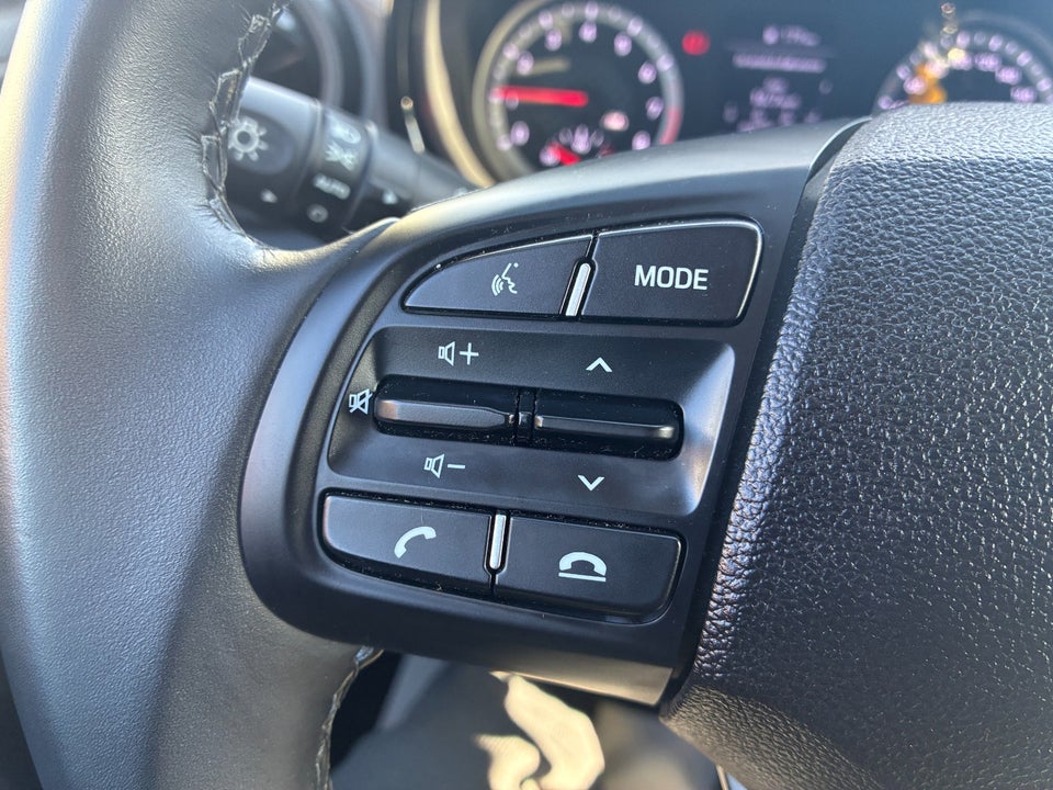 Hyundai i10 1,0 MPi Essential 5d
