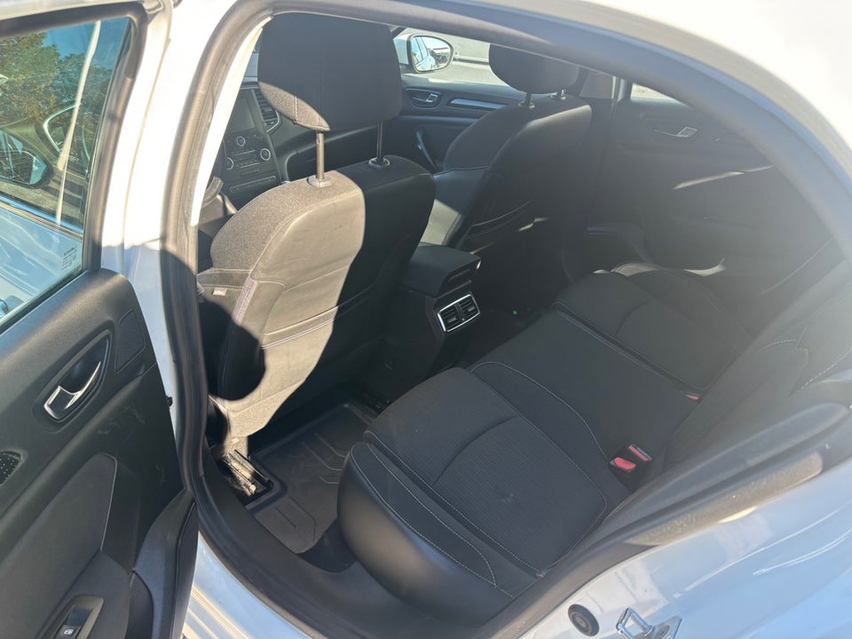 Renault Megane IV 1,2 TCe 100 Zen 5d