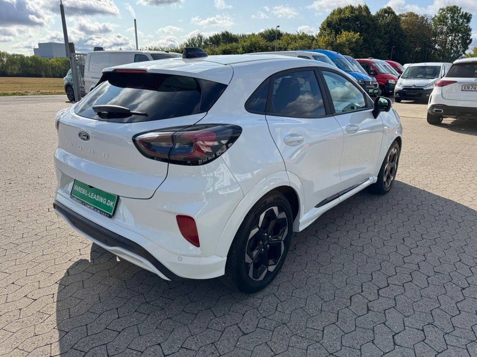 Ford Puma 43 Gen-E Select Van 5d