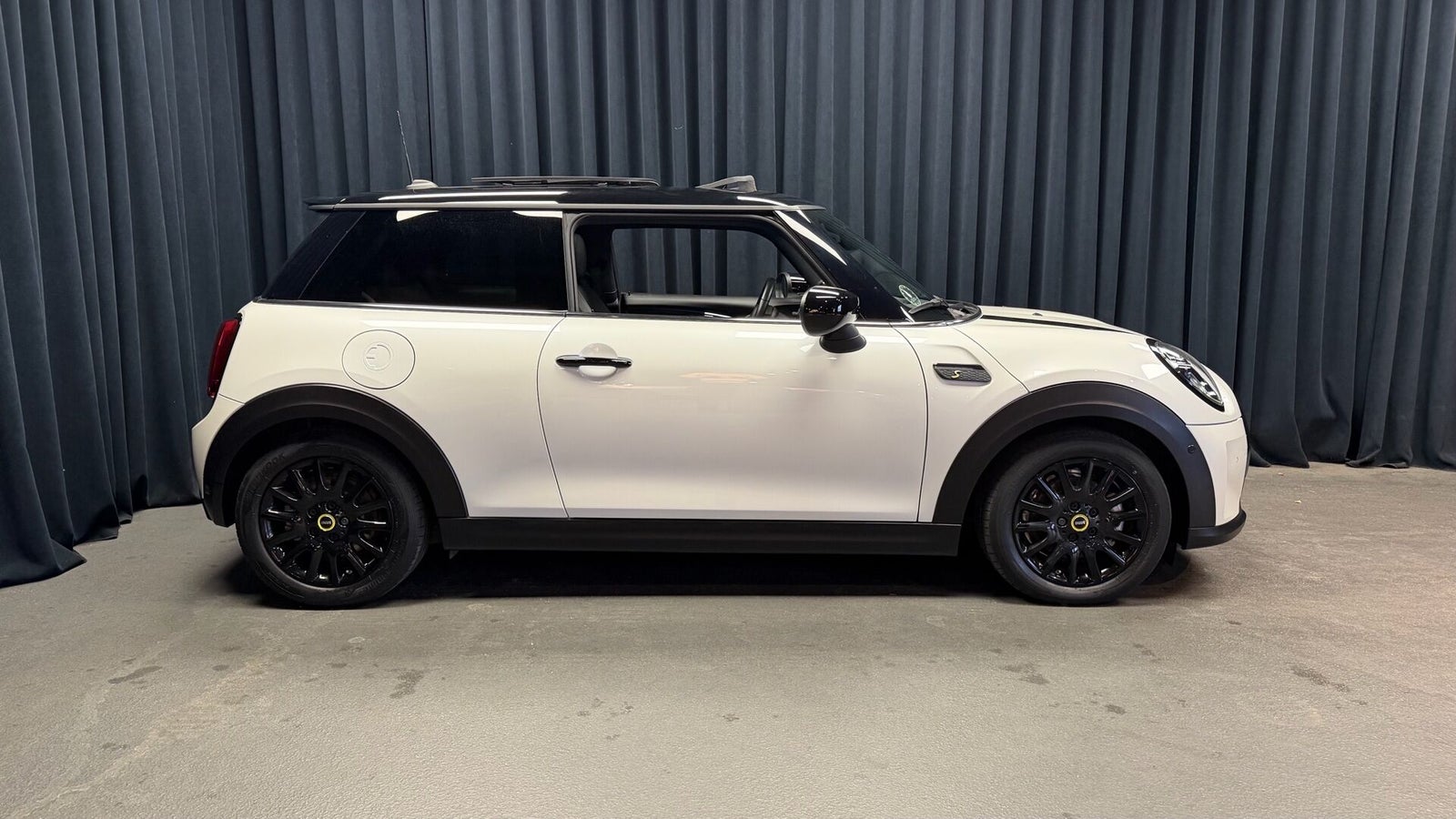 MINI Cooper SE Edition Premium Plus 3d