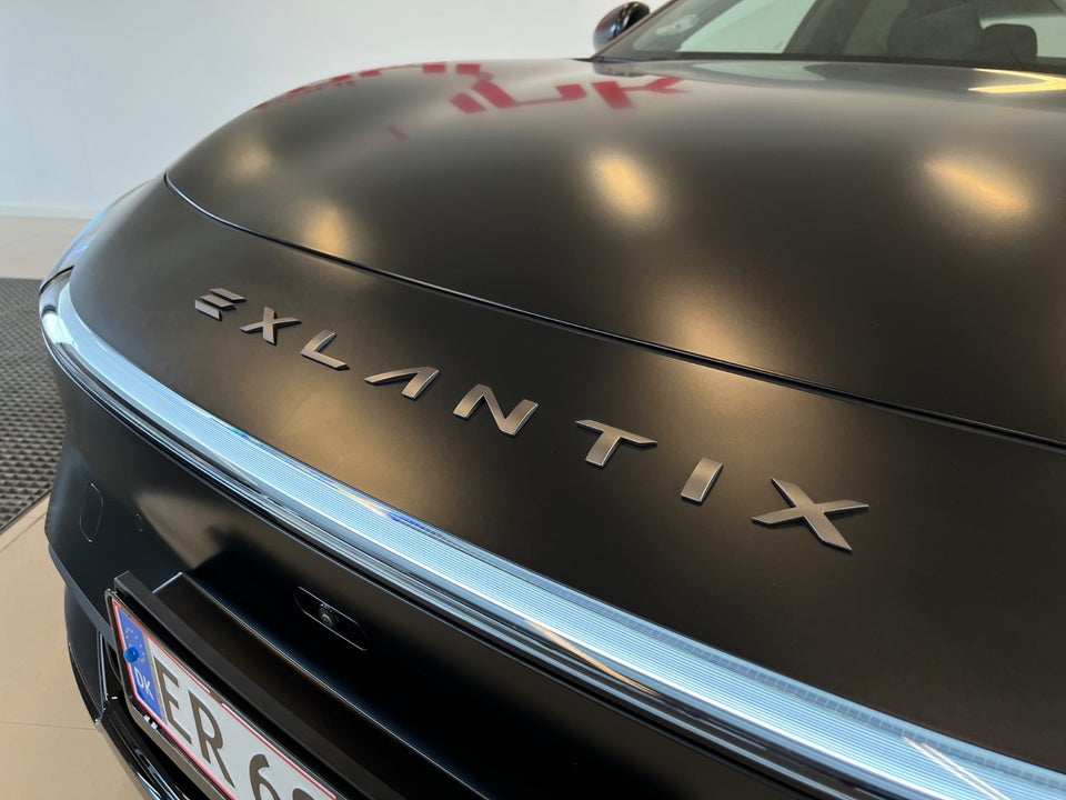 Exlantix ES 77 Ultimate AWD 5d