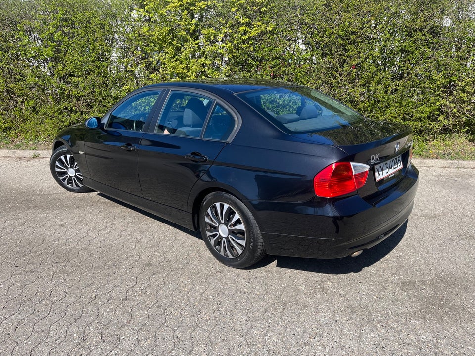 BMW 320d 2,0  4d
