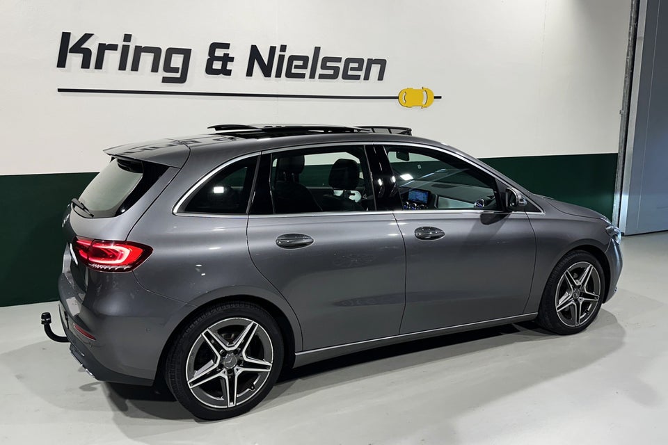 Mercedes B200 1,3 Progressive aut. 5d