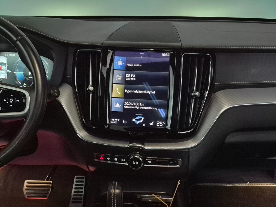 Volvo XC60 2,0 T6 ReCharge R-Design aut. AWD 5d