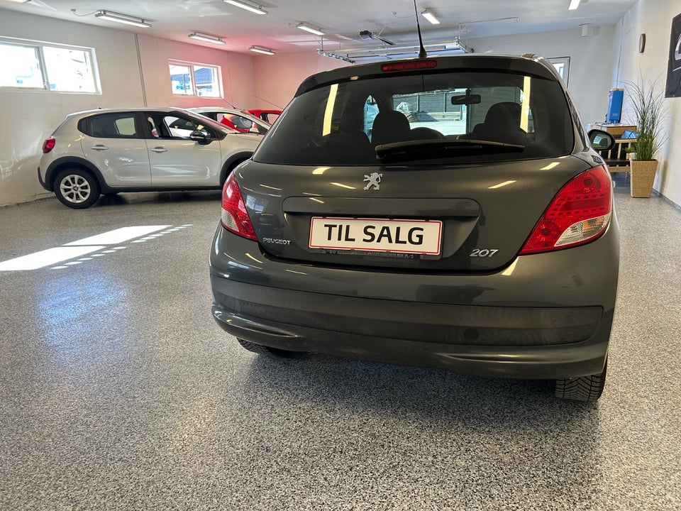 Peugeot 207 1,6 VTi Premium 5d