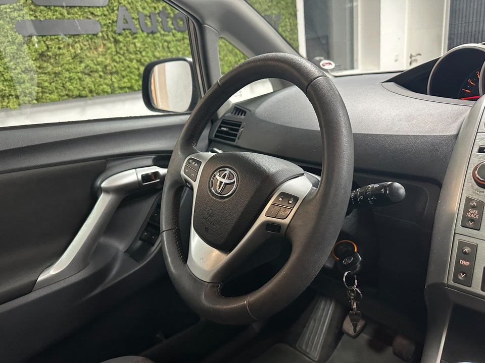 Toyota Verso 2,0 D-4D TX 7prs 5d