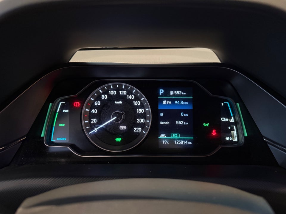 Hyundai Ioniq 1,6 HEV Trend DCT 5d