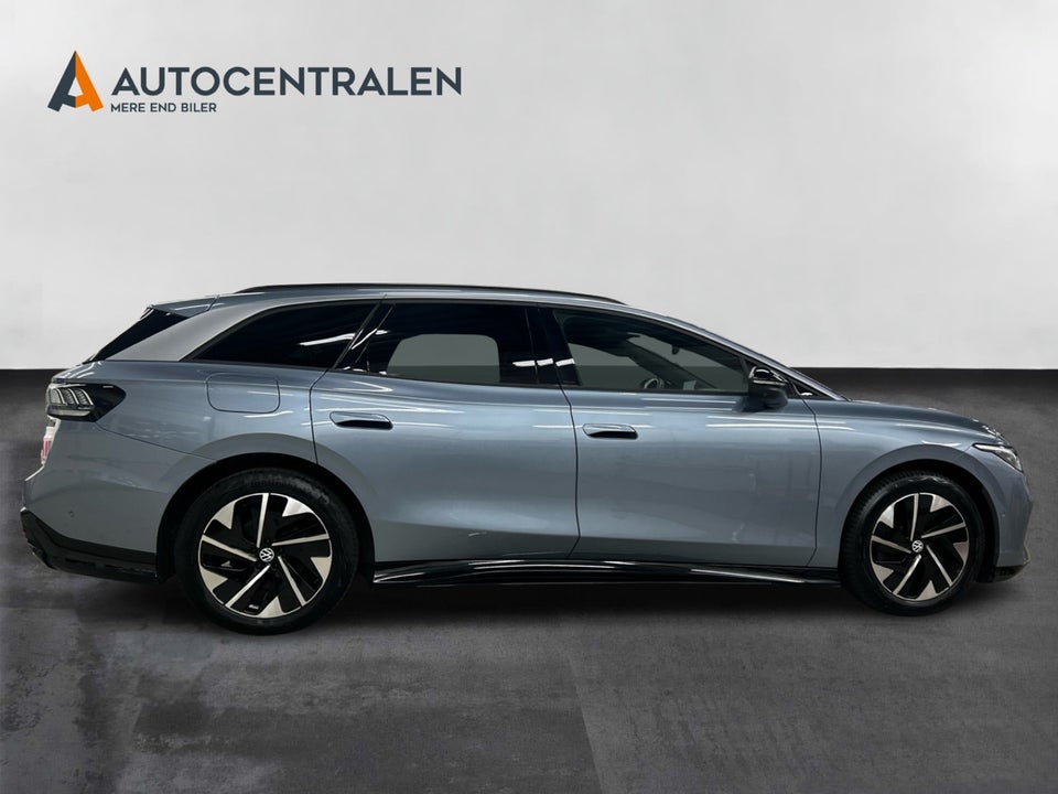 VW ID.7 86 Style S Tourer 5d