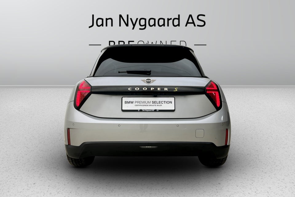 MINI Cooper SE Classic Trim XL 3d