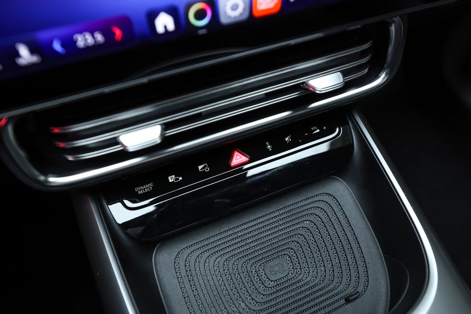 Mercedes CLA250+ EQ Progressive Advance Plus 4d
