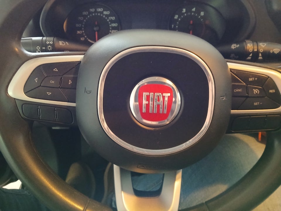 Fiat Tipo 1,4 16V Easy 5d