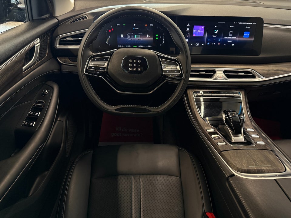Navor E5 1,5 PHEV Rock 5d