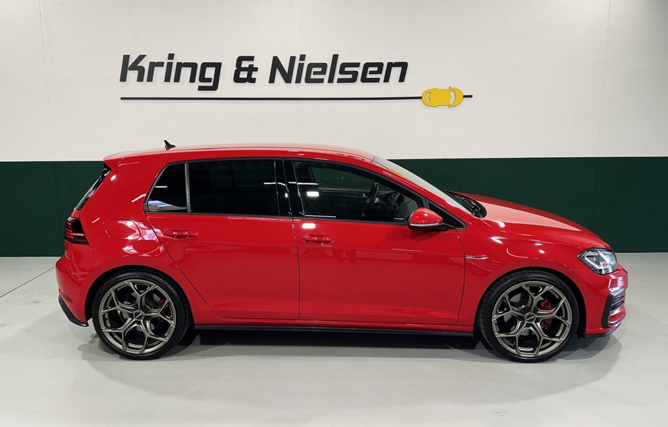 VW Golf VII 2,0 GTi DSG 5d