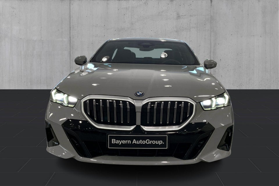 BMW i5 eDrive40 M-Sport 4d