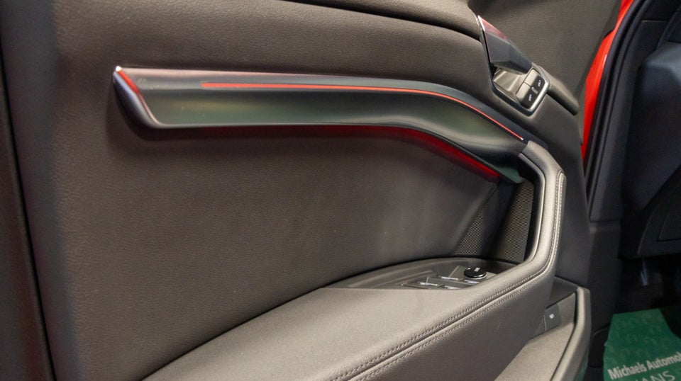 Audi e-tron 55 S-line quattro 5d