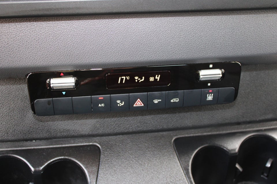 Mercedes Sprinter 317 2,0 CDi A3 Mandskabsvogn aut. RWD
