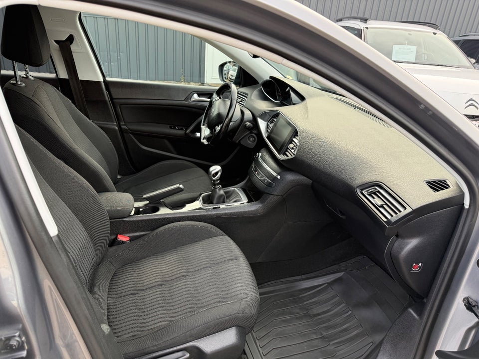 Peugeot 308 1,6 BlueHDi 120 Active SW 5d