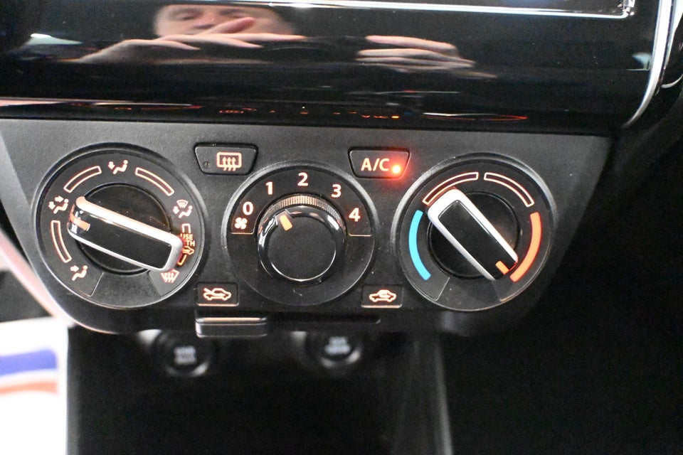 Suzuki Swift 1,2 mHybrid Action 5d