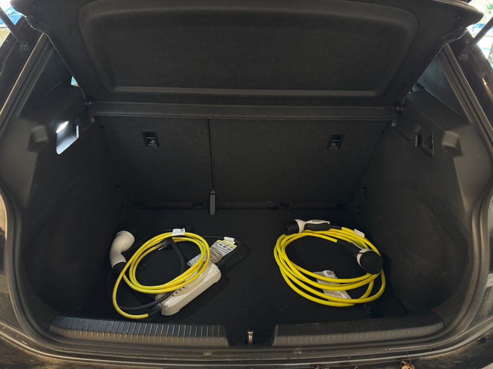 Cupra Born 77 e-Boost Dinamica Pack 5d