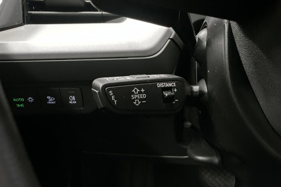 Audi Q4 e-tron 40 Progress 5d