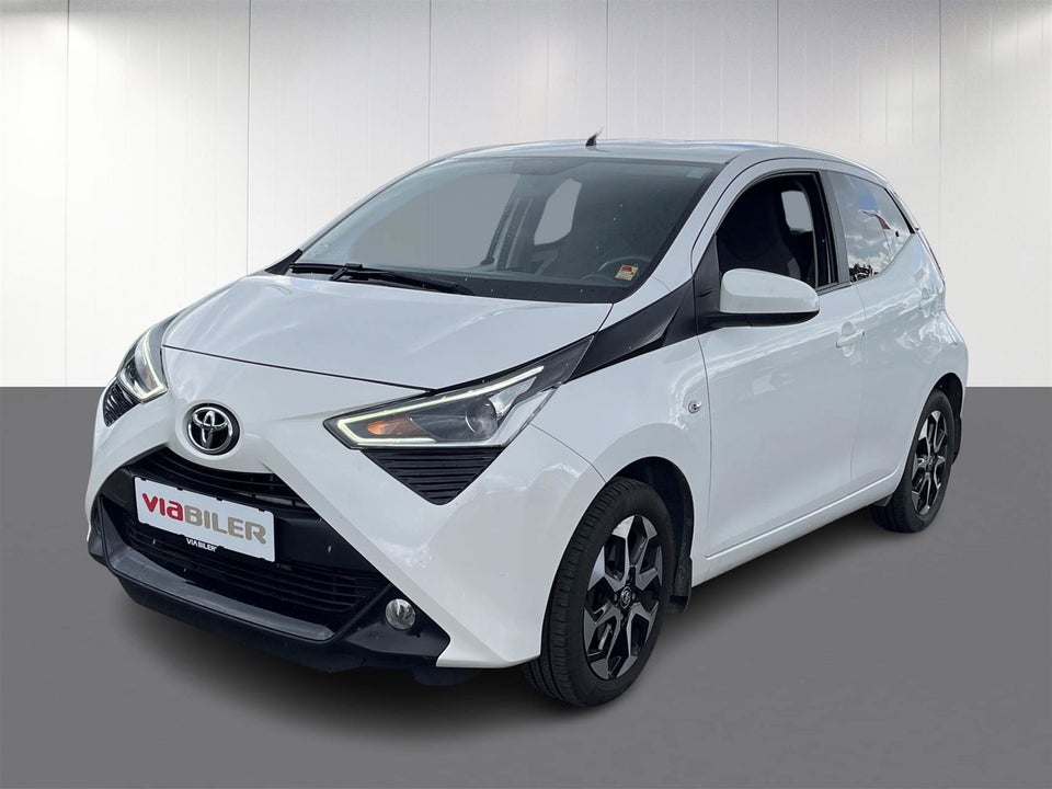 Toyota Aygo 1,0 VVT-i x-press 5d