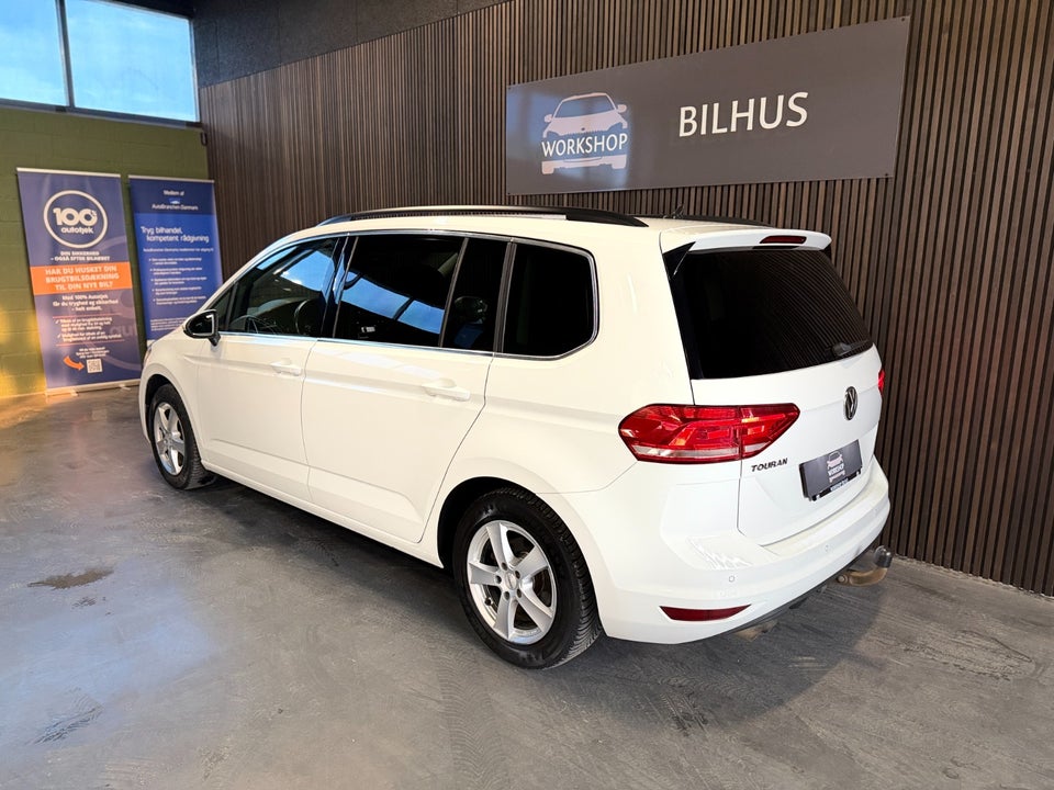 VW Touran 2,0 TDi 150 Comfortline DSG 7prs 5d