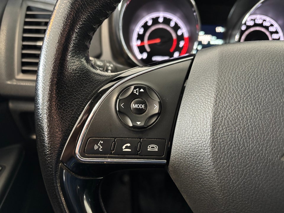 Mitsubishi ASX 1,6 Inform 5d