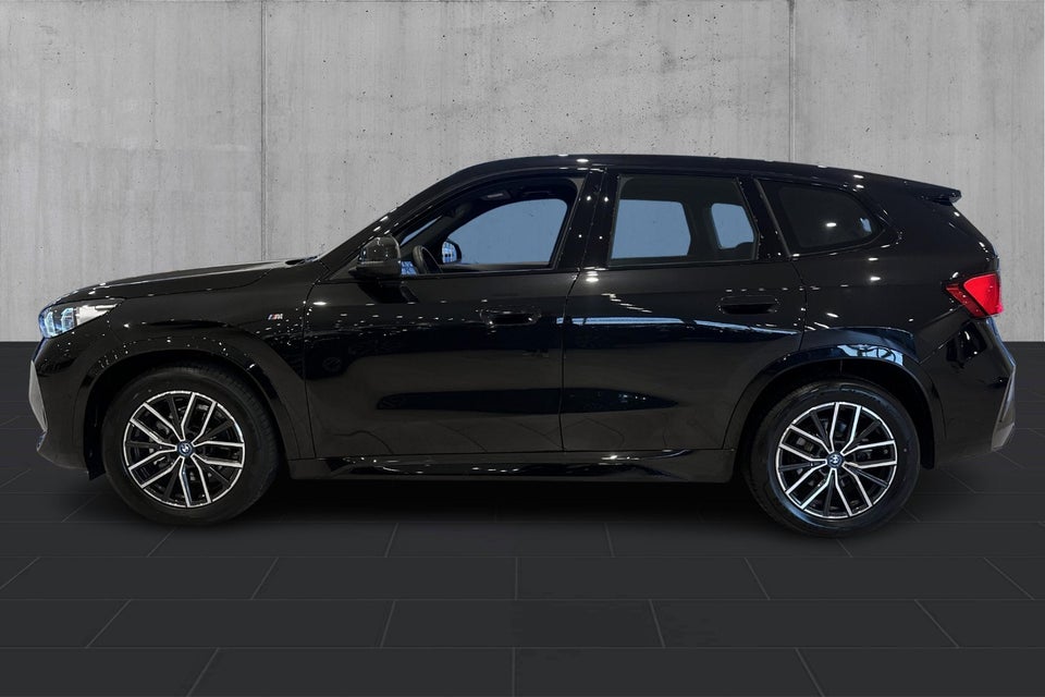 BMW iX1 eDrive20 M-Sport 5d