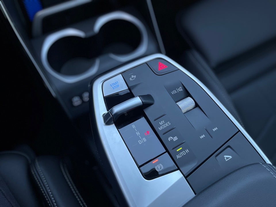 BMW iX1 xDrive30 M-Sport 5d