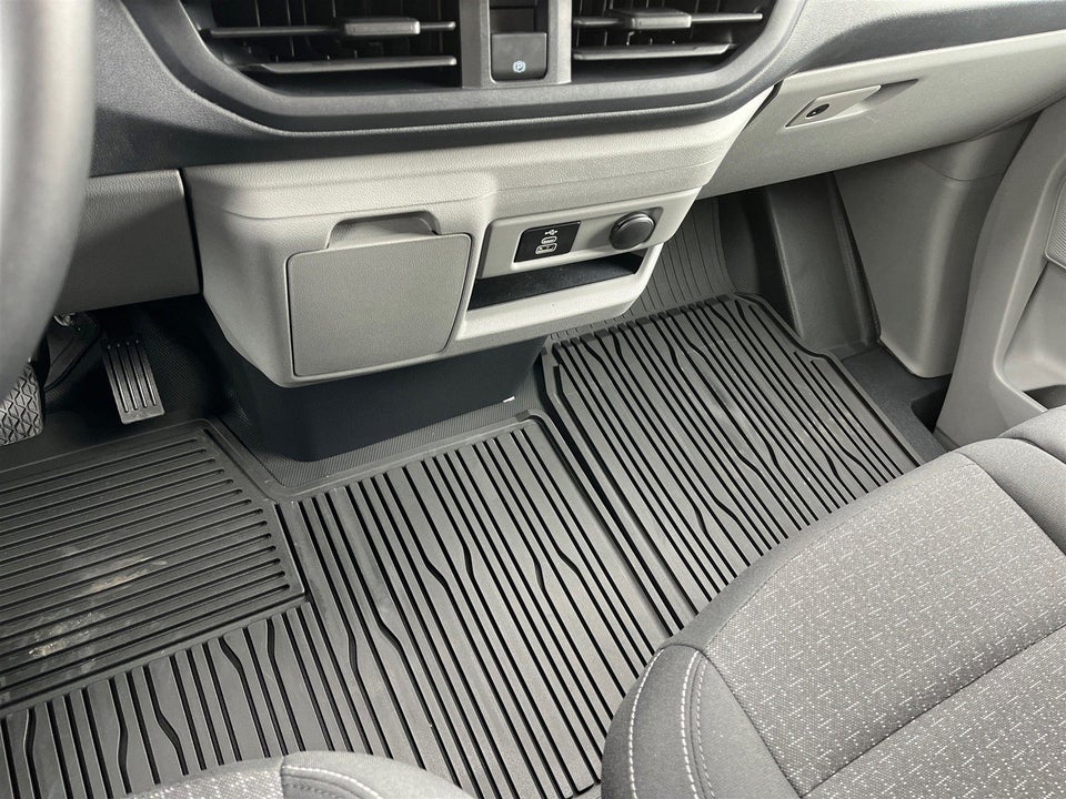 Ford E-Transit Custom 340L 64 Trend