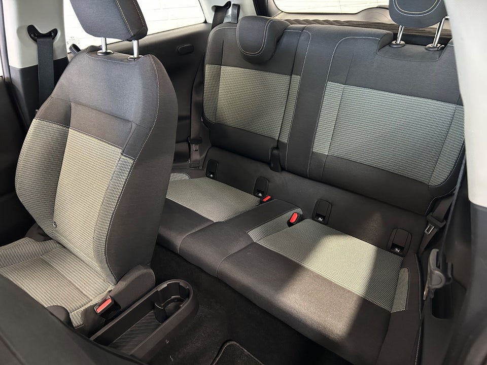 MINI Cooper SE Essential Trim 3d