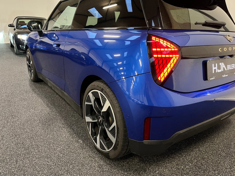 MINI Cooper SE Classic Trim M 3d