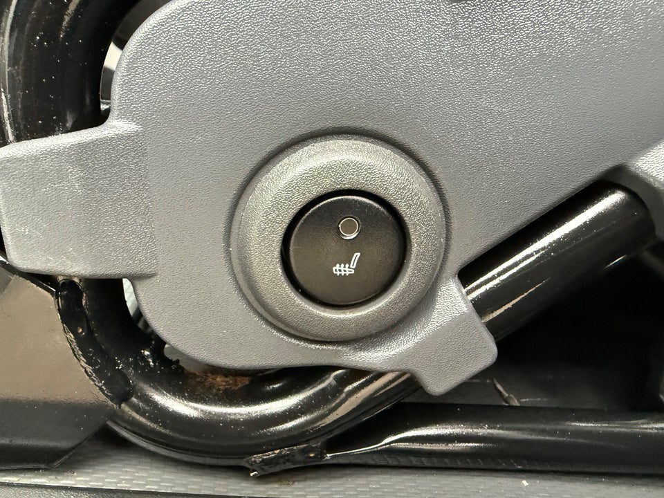 Peugeot Boxer 333 2,2 BlueHDi 140 L2H2 Premium