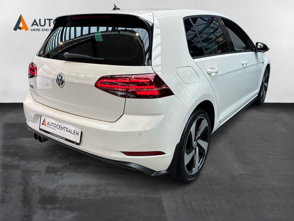 VW Golf VII 1,4 GTE DSG 5d