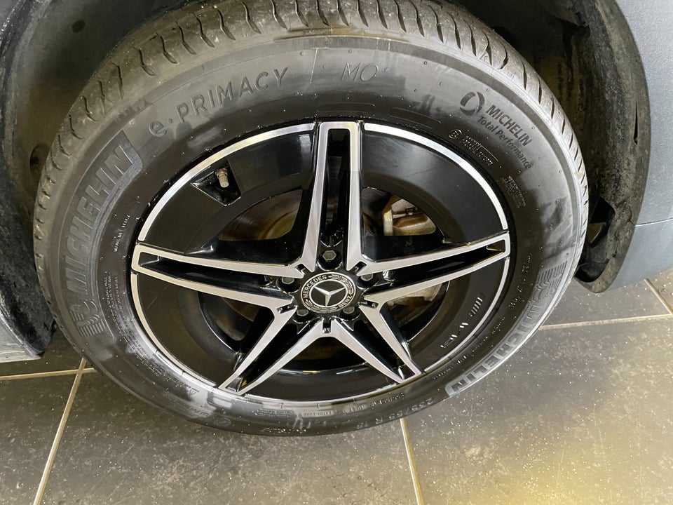 Mercedes EQB250+ AMG Advance 5d