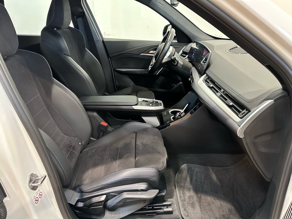 BMW iX1 eDrive20 M-Sport 5d