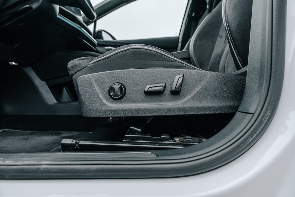 Skoda Enyaq 60 iV Sportline 5d