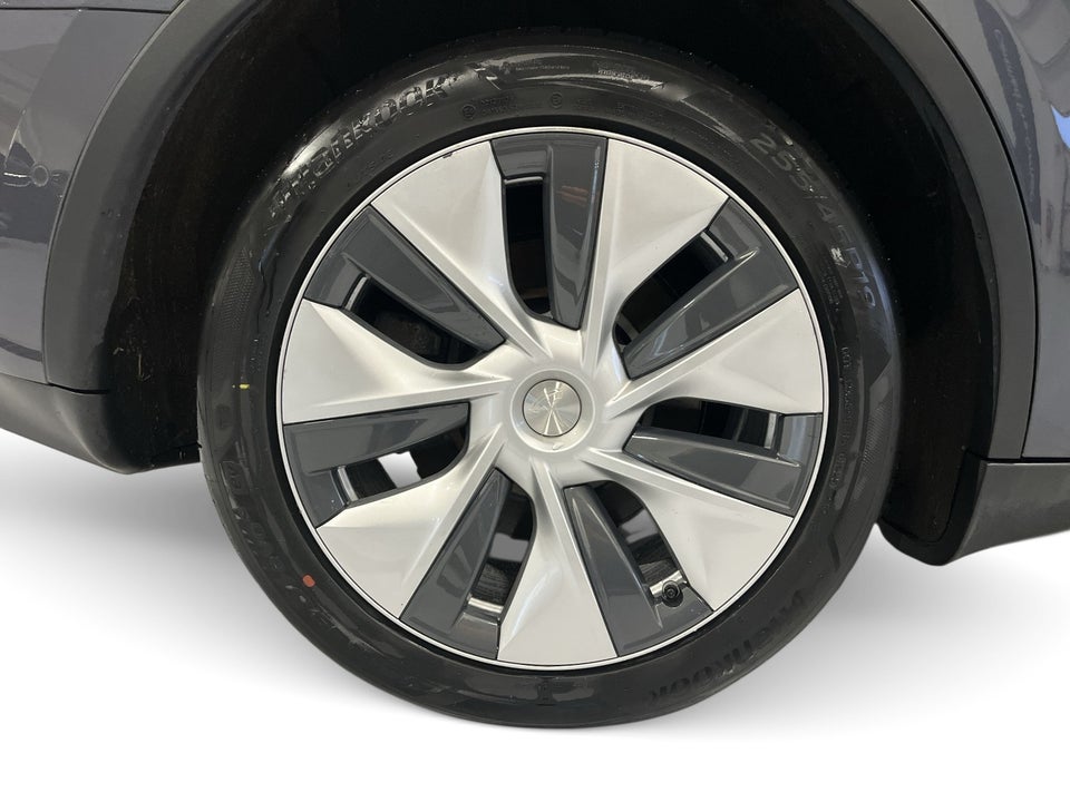 Tesla Model Y Long Range AWD 5d