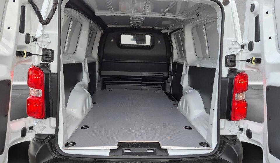 Toyota ProAce 2,0 D 144 Long Comfort 4d