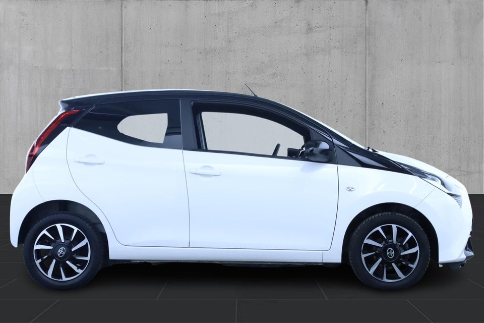 Toyota Aygo 1,0 VVT-i x-cite 5d